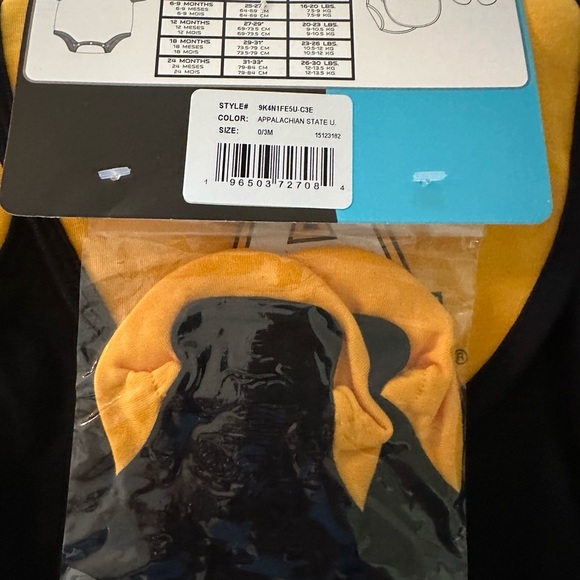 3-Piece Appalachian State Baby Set with Bib and Booties - Picture 4 of 6